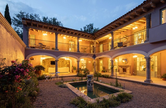 HOLT Magnificent 6BR Villa in Malanquin Golf Club