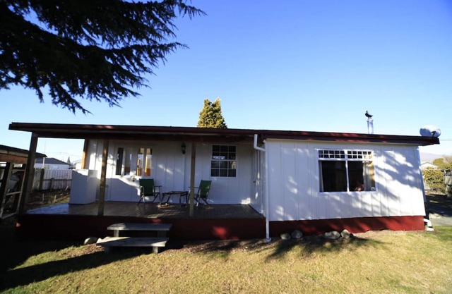Home away from Home, Twizel. FREE WIFI