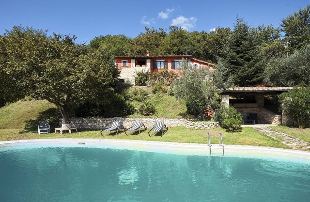 Home holiday with swimming pool near Spoleto, Norcia and Assisi