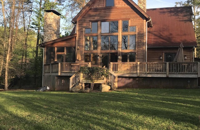 Home on the shores of Lake James in Gated Arbors Community