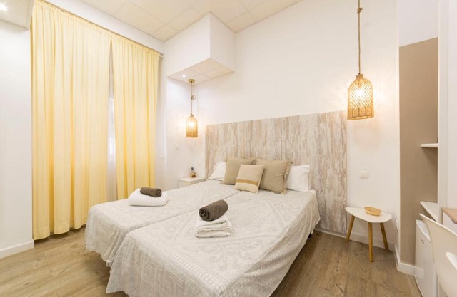 Home up Qurtuba