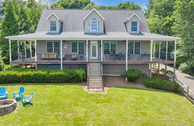 Home with lake views, & Game room