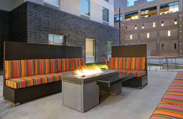 Home2 Suites by Hilton Milwaukee Downtown