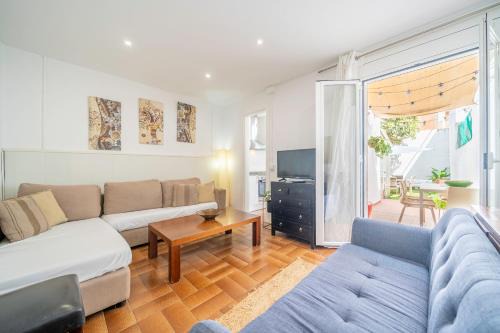 HomeHolidaysRentals Arlene