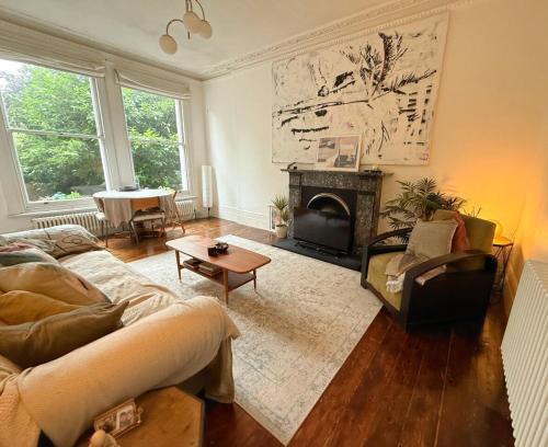 Homely and cosy flat in West Kensington