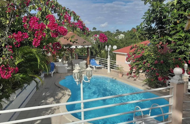 Homerez - Apartment in Sainte-Anne