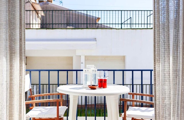 Homerez - Beautiful appartement for 8 ppl. with terrace and balcony at Llafranc