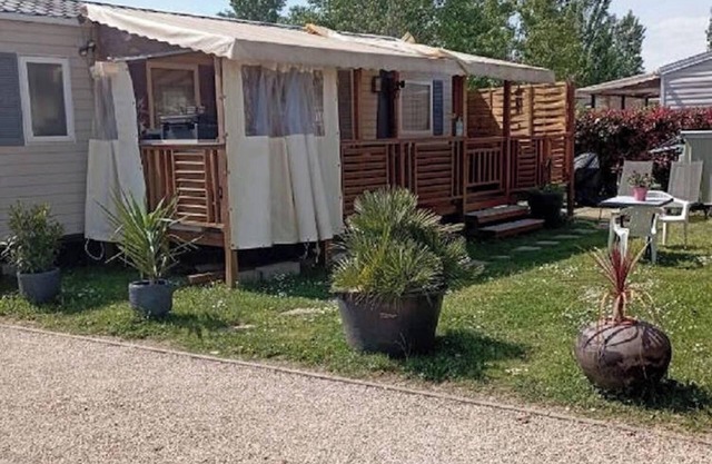 Homerez - Bungalow in Condrieu
