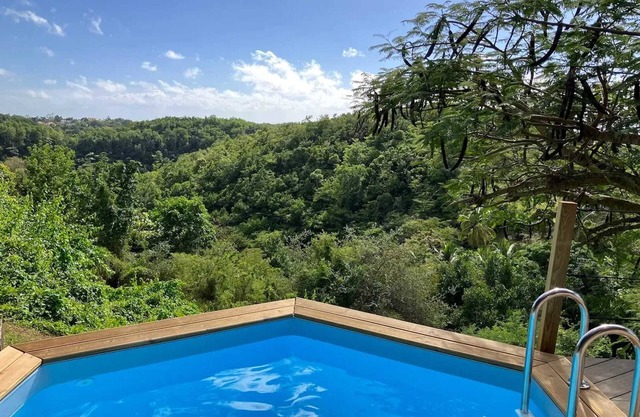 Homerez - Charming Chalet in Le Gosier with Private Pool