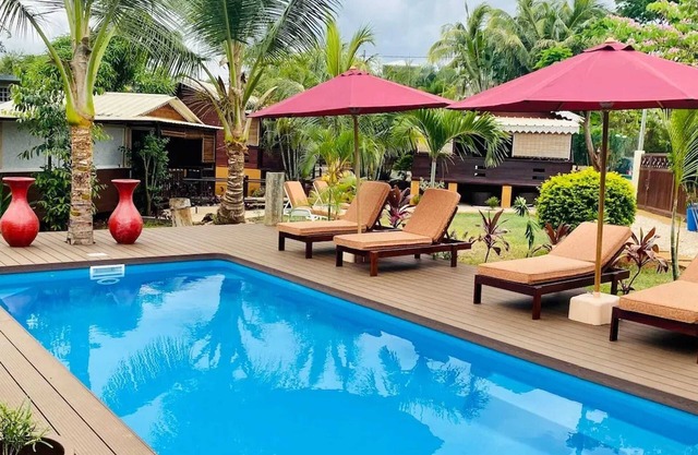 Homerez - Charming House in Albion with Shared Pool