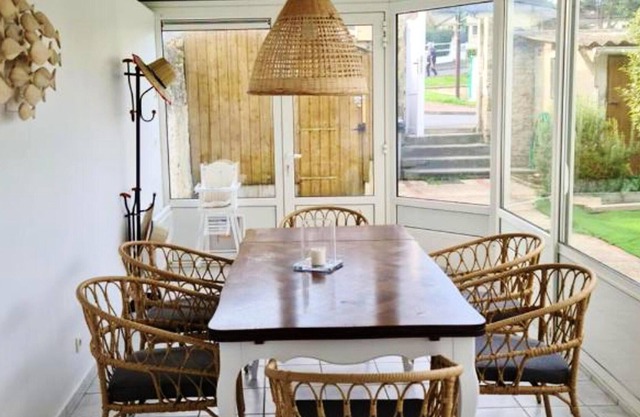 Homerez - House 700 m away from the beach for 6 ppl. at Arromanches-les-Bains