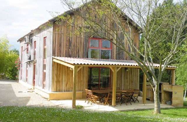 Homerez - House in Le Buisson-de-Cadouin