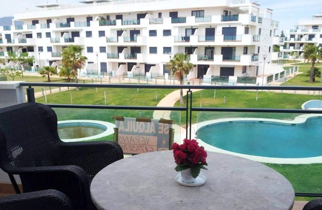 Homerez - Nice appartement 1 km away from the beach for 4 ppl. with shared pool