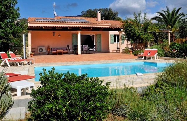 Homerez - Nice villa 8 km away from the beach for 6 ppl. with swimming-pool