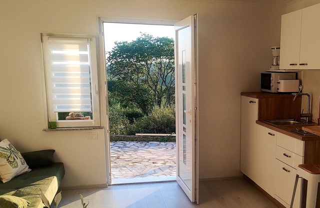 Homerez - Studio 3 km away from the beach for 3 ppl. at Ripenda Verbanci