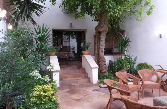 Homerez - Welcoming house in Courthézon with private garden