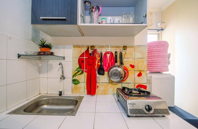 Homey and Compact 2BR Cibubur Village Apartment