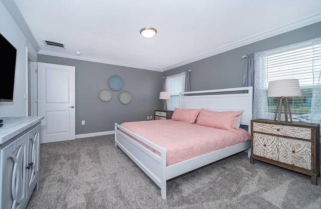 Homey Townhouse 4Bed/3Bath/Pool/5Min Disney