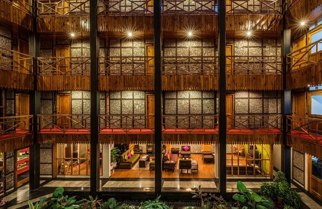 Honeymoon Inn
