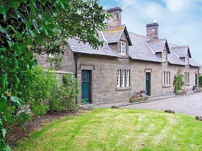 Honeysuckle Cottage - 23227