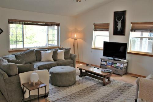 Hood River Family Vacation Home