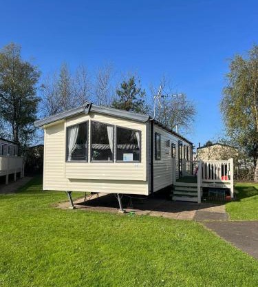 Hoopers Hideaway Caravan Rental Setonsands