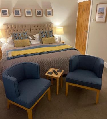 Horncliffe room only accommodation