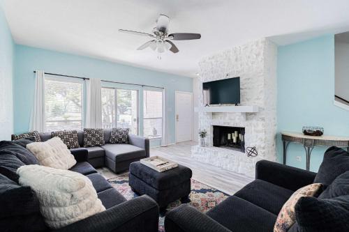 Horseshoe Bay Townhome w Water Access