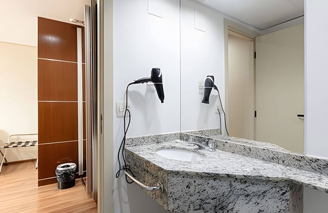 Hospedez - Beautiful apartment near Alphaville Apt1204