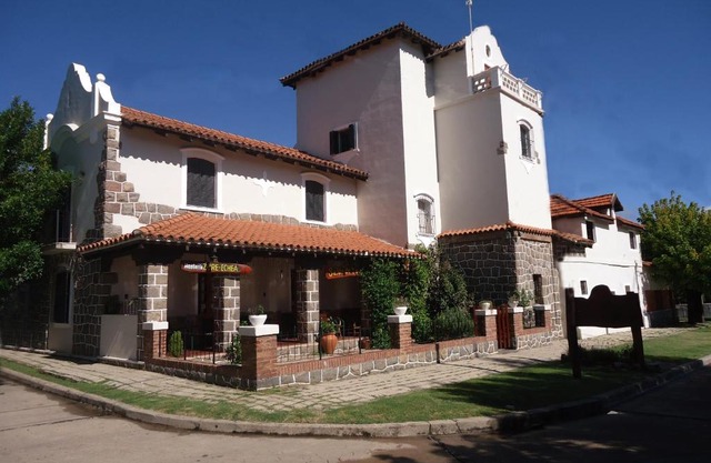 Hosteria Zure-Echea