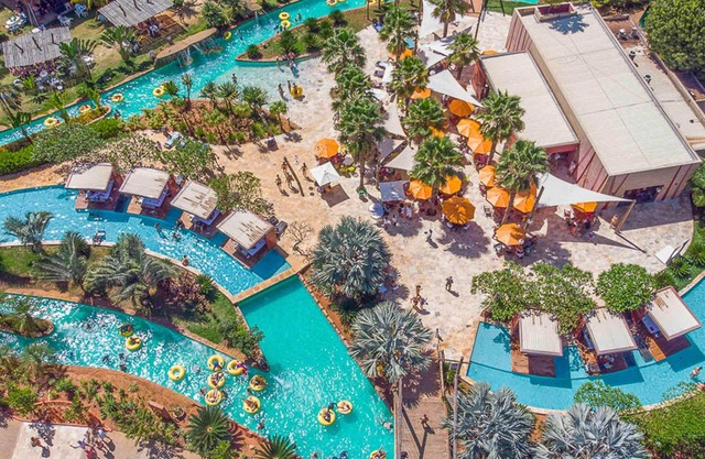 Hot Beach Suites