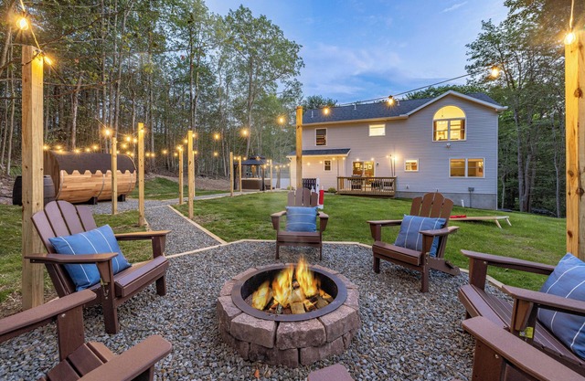 Hot Tub | Sauna | Arcade | Fire Pit | Lake & Pool
