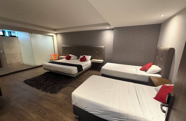 hotel 202