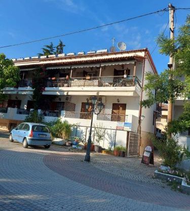 HOTEL AGNI -ENOIKIAZOMENA DIAMERIZMATA
