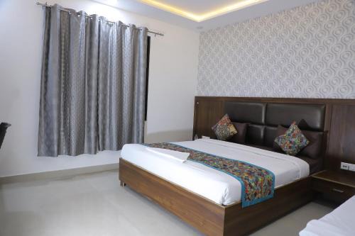 Hotel Akash Inn Agra I 200 m From Taj Mahal