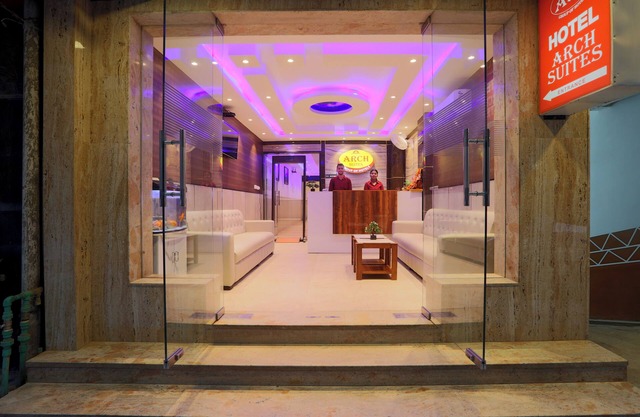 Hotel Arch Suites