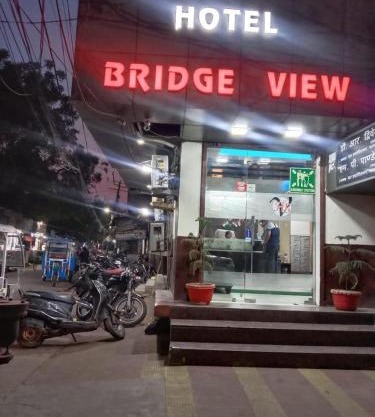 Hotel Bridge View