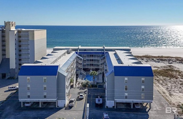 Hotel Calibama Cozy beach charm. Super close to Hangout, Pet Friendly!