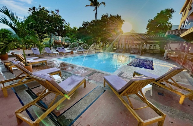 Hotel Caseron del Parque