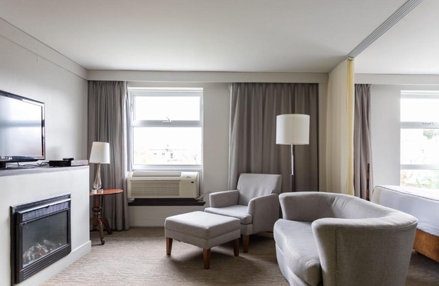 Hotel Champlain