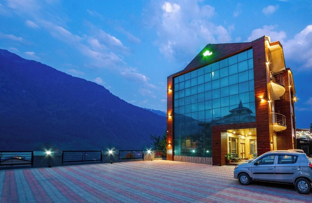 Hotel Cherry Manali