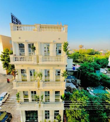 Hotel Crown Lahore