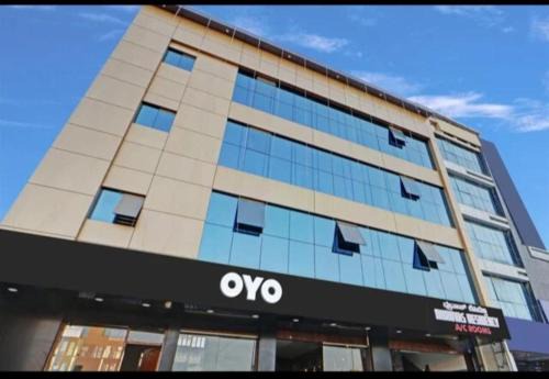 Hotel Dhruvas residency
