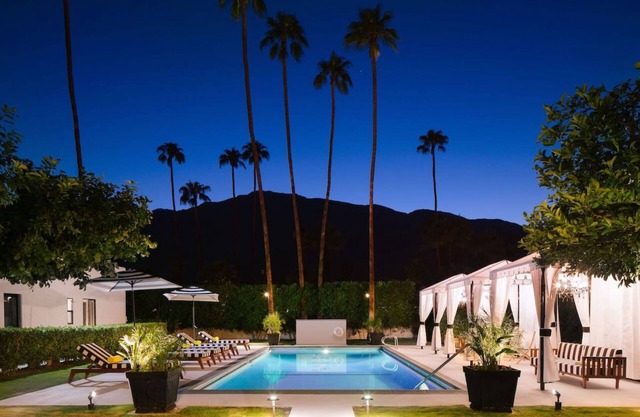 Hotel El Cid by AvantStay | 16 OCC Full Hotel Buyout in Palm Springs w/Pool!