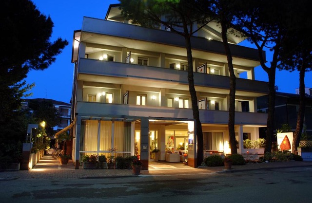 Hotel Eros Residence