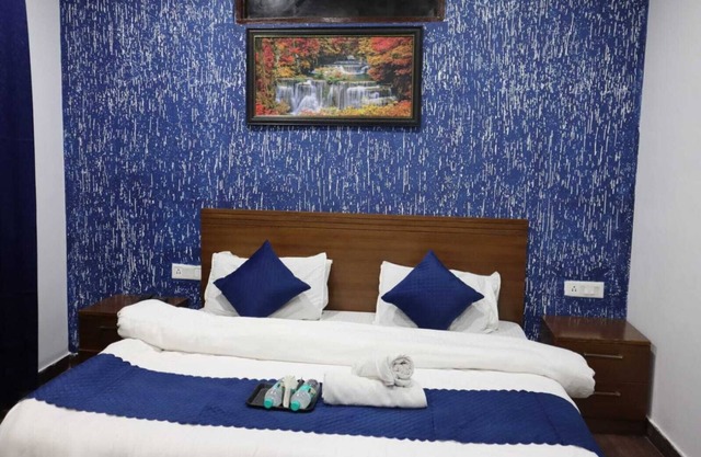Hotel Everest Highland by Krishiv