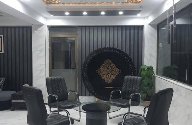 Hotel H6