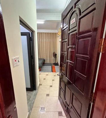 Hotel Krishna Palace, Vrindavan - Lavish & Luxury rooms with parking near prem mandir
