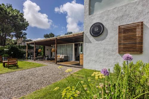 Hotel La Perla Domos