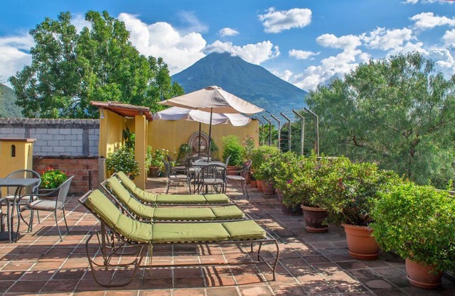 Hotel Las Camelias Inn by AHS